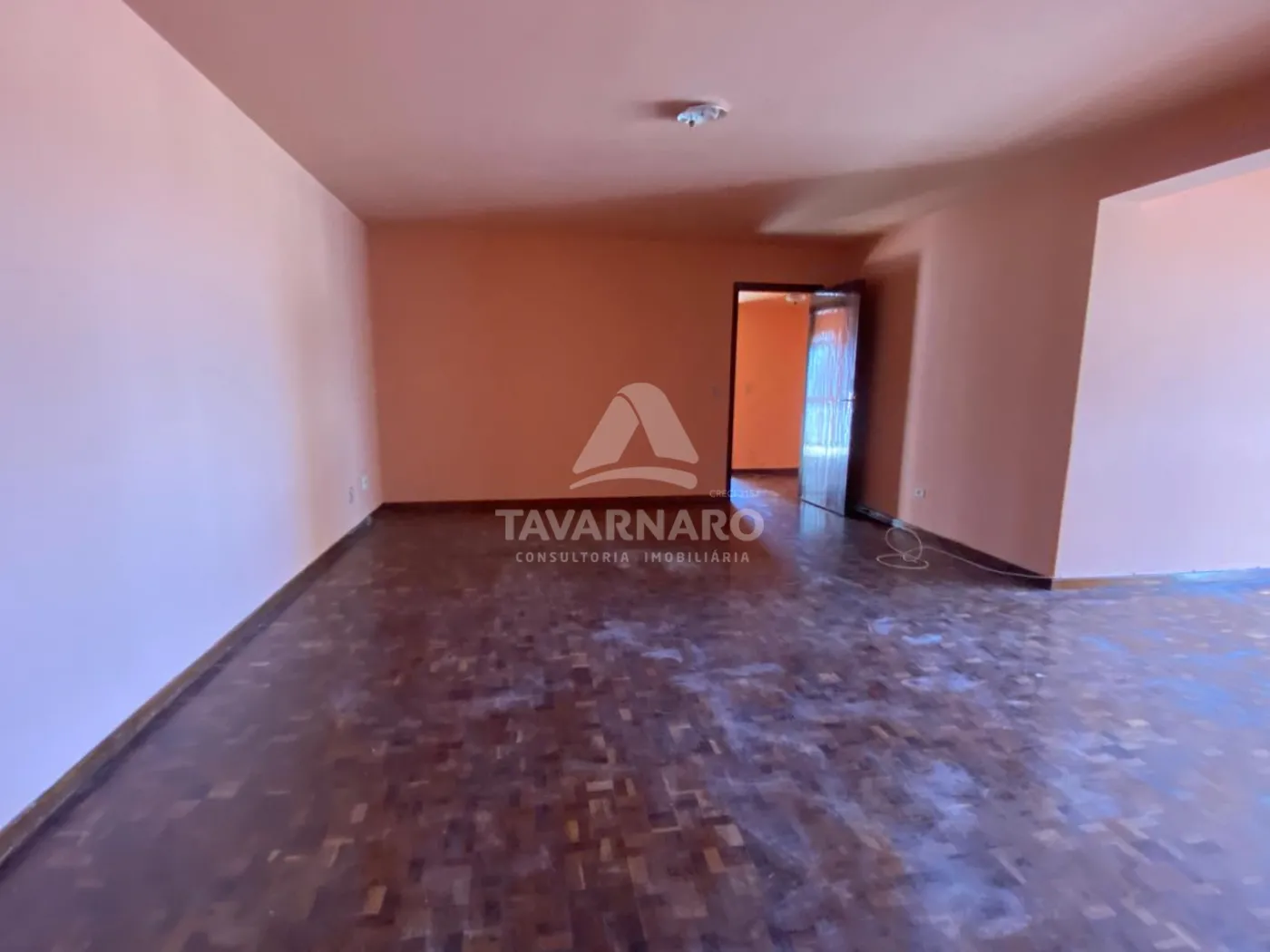 Alugar Apartamento / Padrão em Ponta Grossa R$ 900,00 - Foto 3