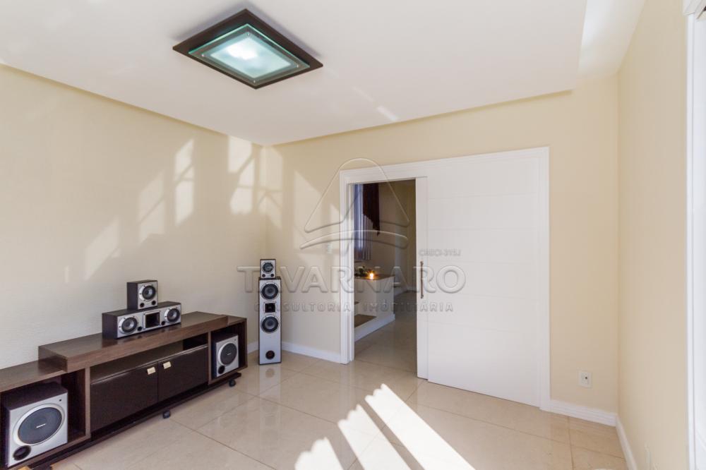 Sala íntima Alugar Casa / Condomínio em Ponta Grossa R$ 5.000,00 - Foto 9