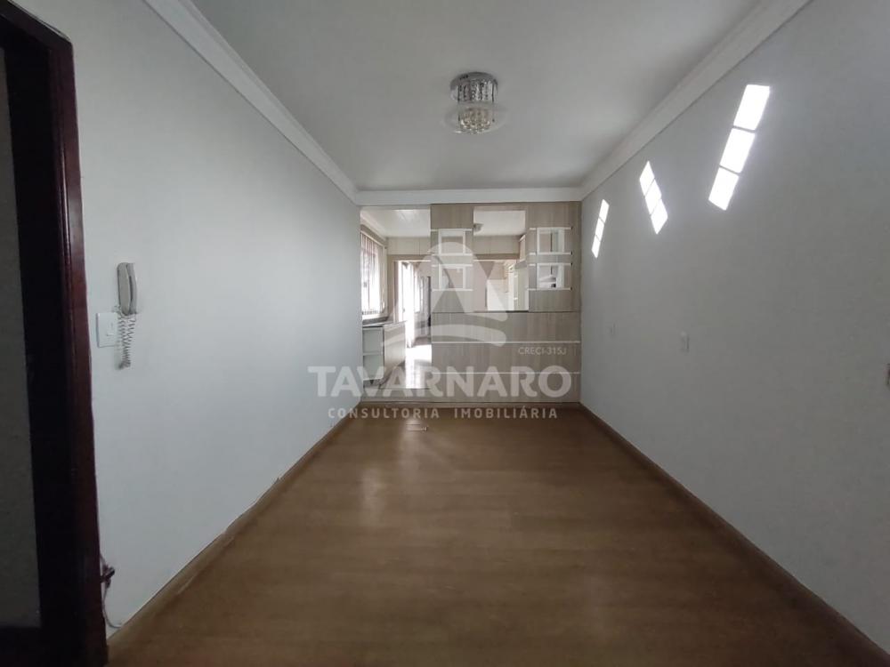 Alugar Casa / Padrão em Ponta Grossa R$ 3.200,00 - Foto 10