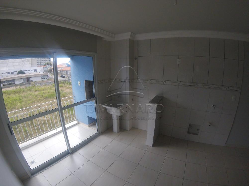 Alugar Apartamento / Padrão em Ponta Grossa R$ 1.200,00 - Foto 3