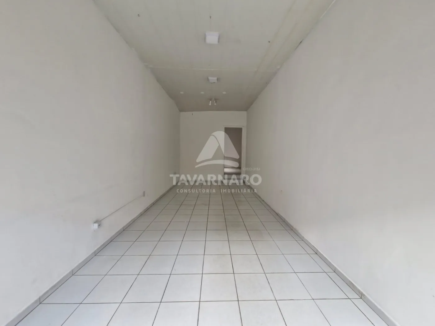 Alugar Comercial / Loja em Ponta Grossa R$ 1.900,00 - Foto 3