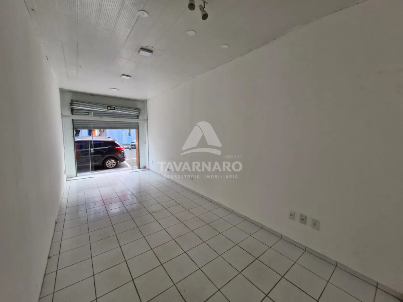 Alugar Comercial / Loja em Ponta Grossa R$ 1.900,00 - Foto 5
