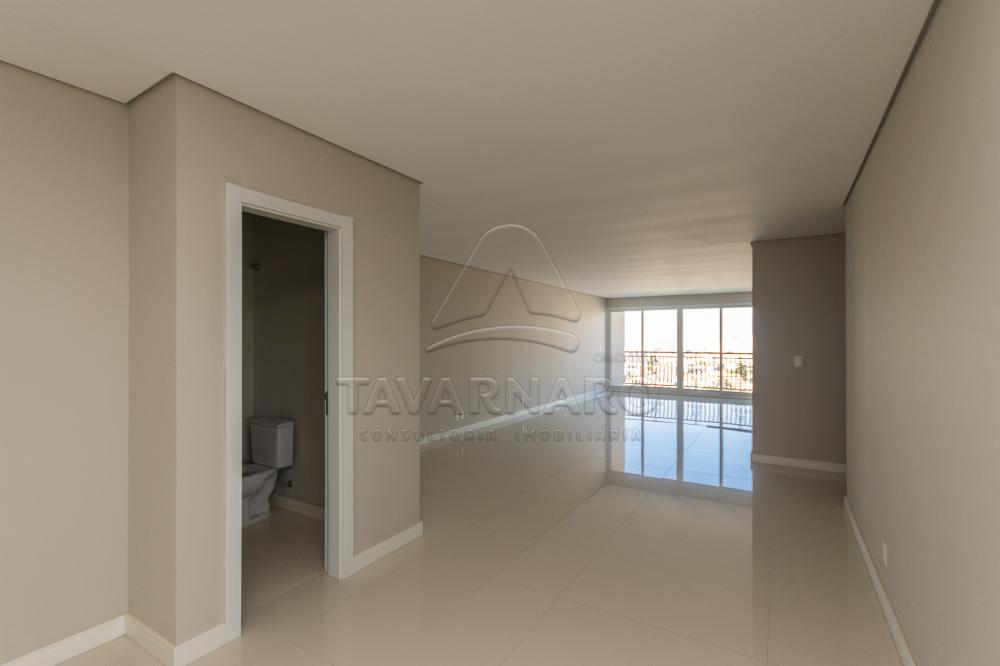 Alugar Apartamento / Padrão em Ponta Grossa R$ 3.800,00 - Foto 2