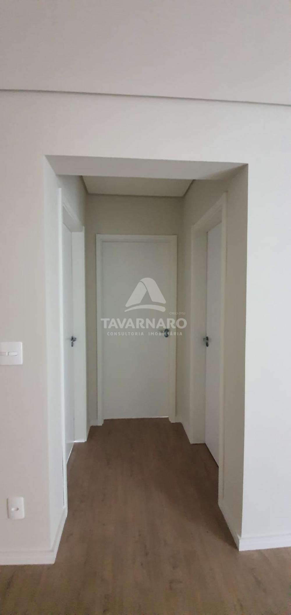 Comprar Apartamento / Padrão em Ponta Grossa R$ 400.000,00 - Foto 3