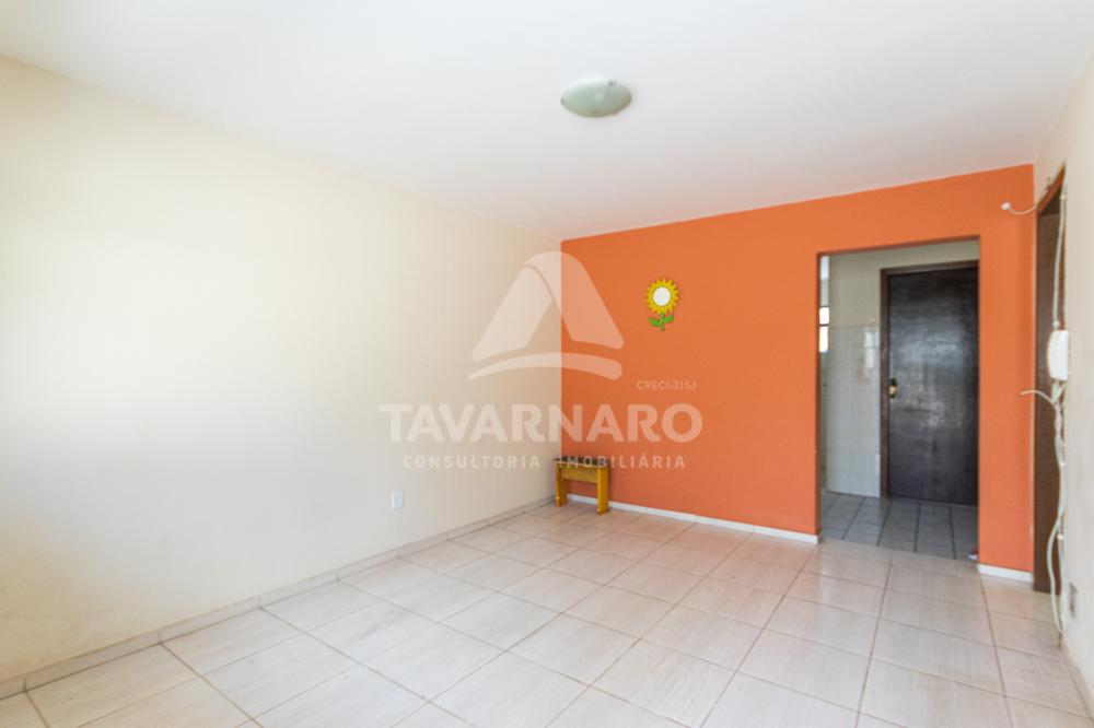 Comprar Apartamento / Padrão em Ponta Grossa R$ 120.000,00 - Foto 2