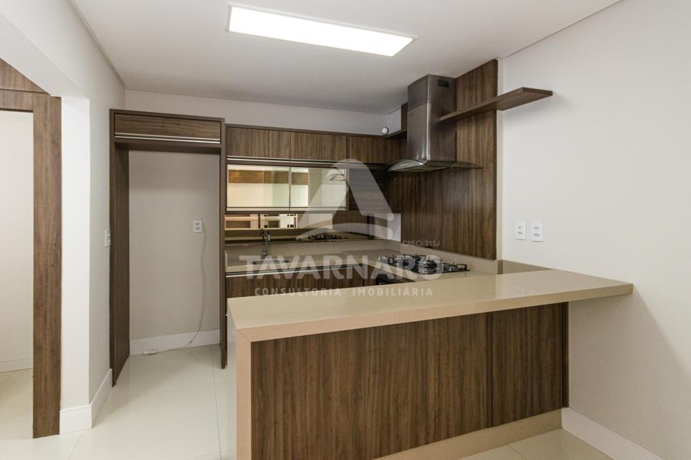 Alugar Apartamento / Padrão em Ponta Grossa R$ 2.100,00 - Foto 8
