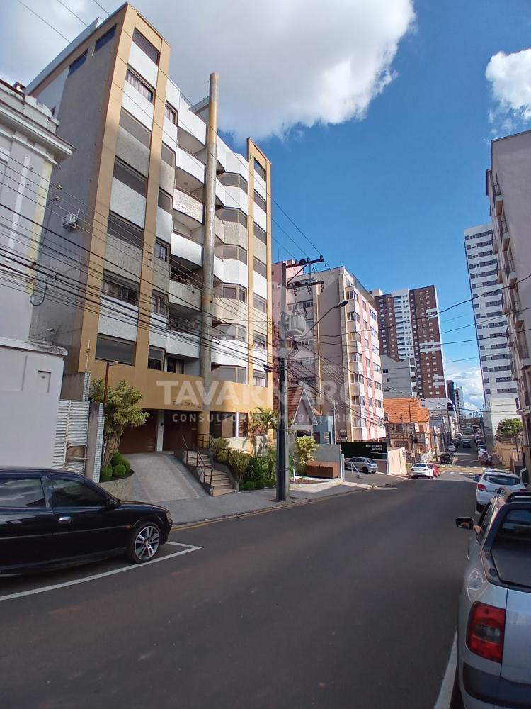 Apartamento para alugar com 3 quartos, 141m² - Foto 2