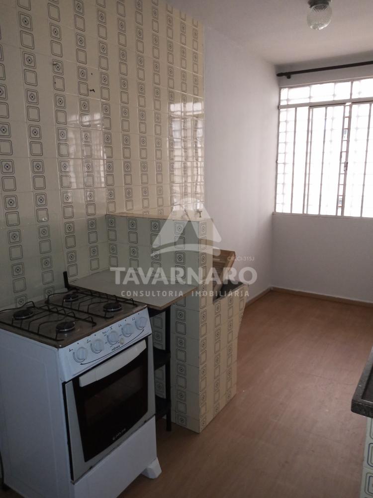 Alugar Apartamento / Padrão em Ponta Grossa R$ 1.200,00 - Foto 4