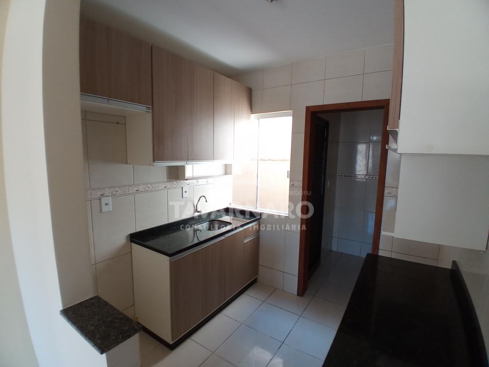 Alugar Casa / Condomínio em Ponta Grossa R$ 850,00 - Foto 7