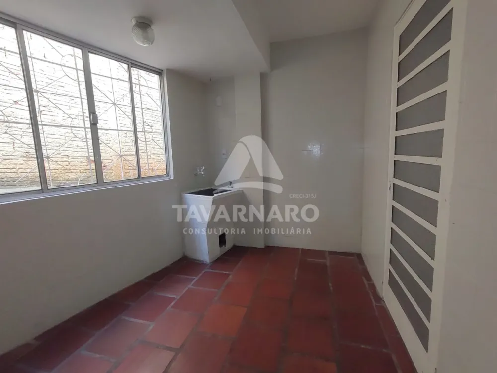 Apartamento para alugar com 2 quartos, 65m² - Foto 13