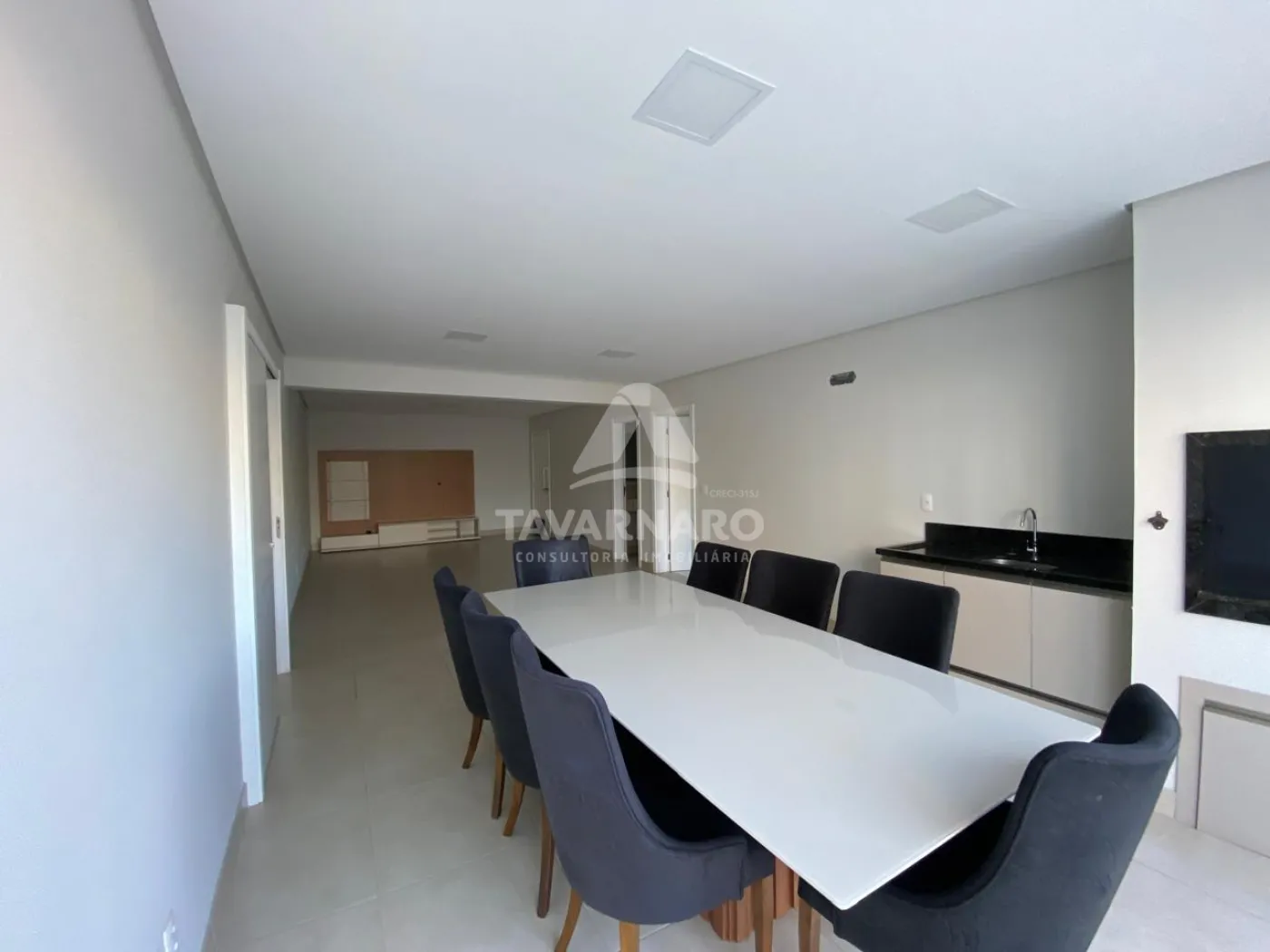 Alugar Apartamento / Padrão em Ponta Grossa R$ 4.500,00 - Foto 2