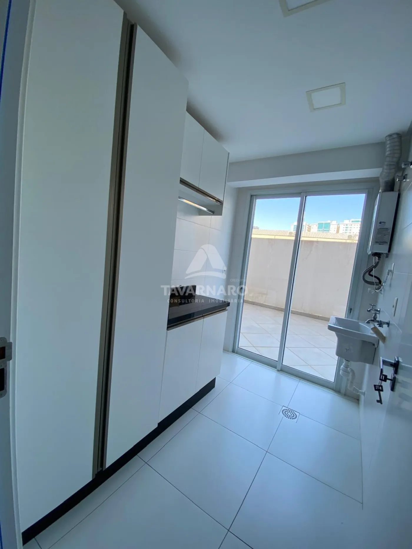 Alugar Apartamento / Padrão em Ponta Grossa R$ 4.500,00 - Foto 10