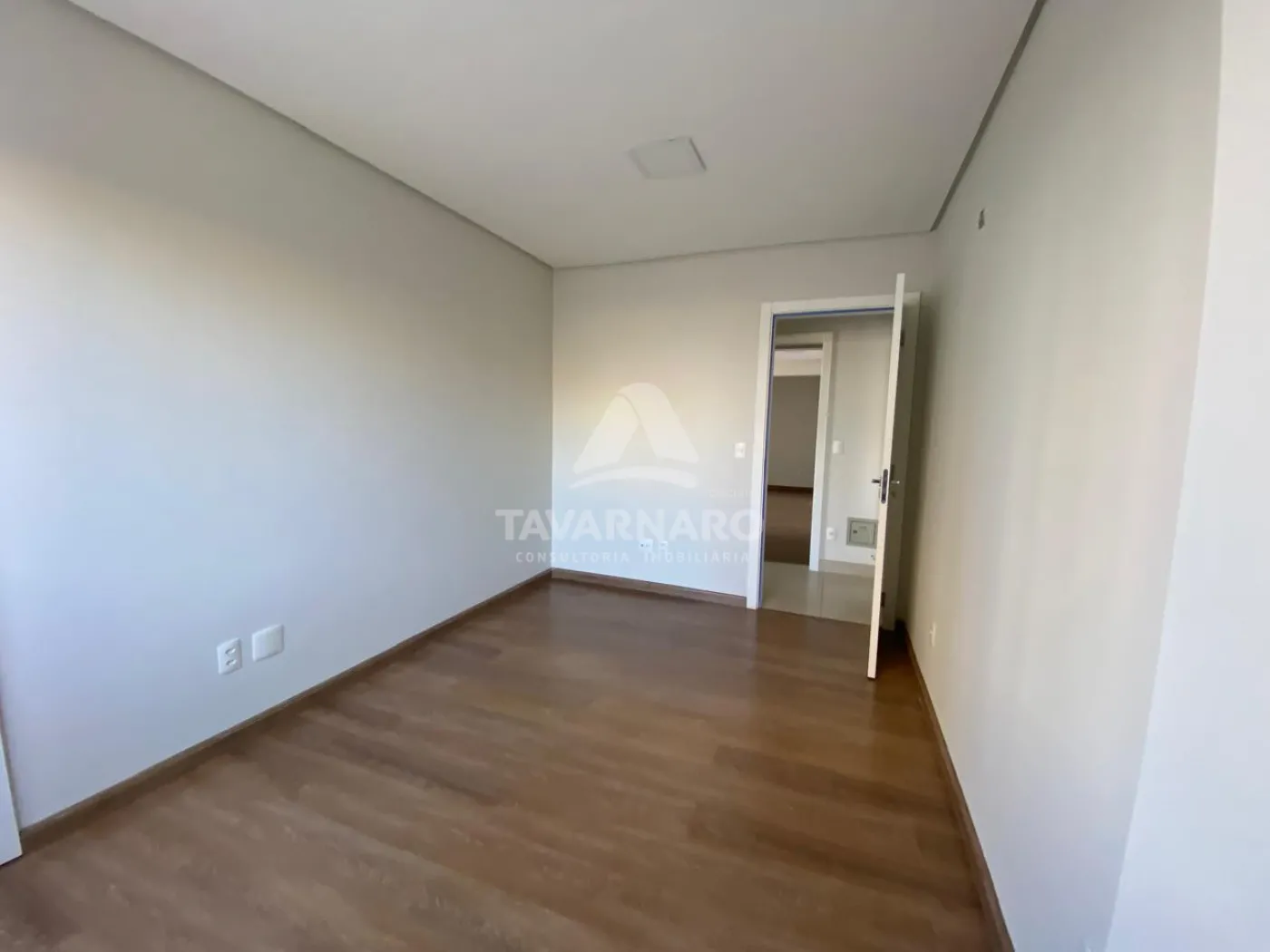 Alugar Apartamento / Padrão em Ponta Grossa R$ 4.500,00 - Foto 16