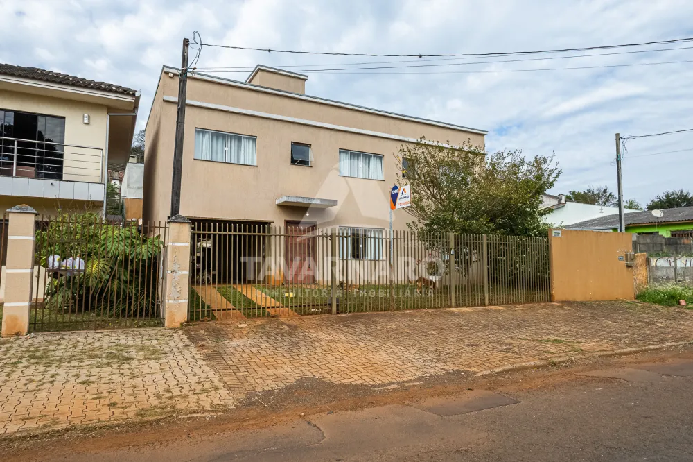 Alugar Casa / Padrão em Ponta Grossa R$ 3.300,00 - Foto 1