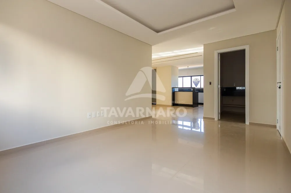 Apartamento à venda com 3 quartos, 95m² - Foto 4