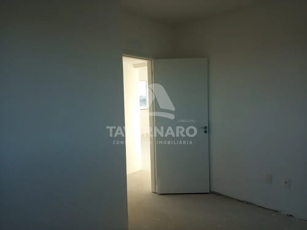 Comprar Apartamento / Padrão em Ponta Grossa R$ 280.000,00 - Foto 2