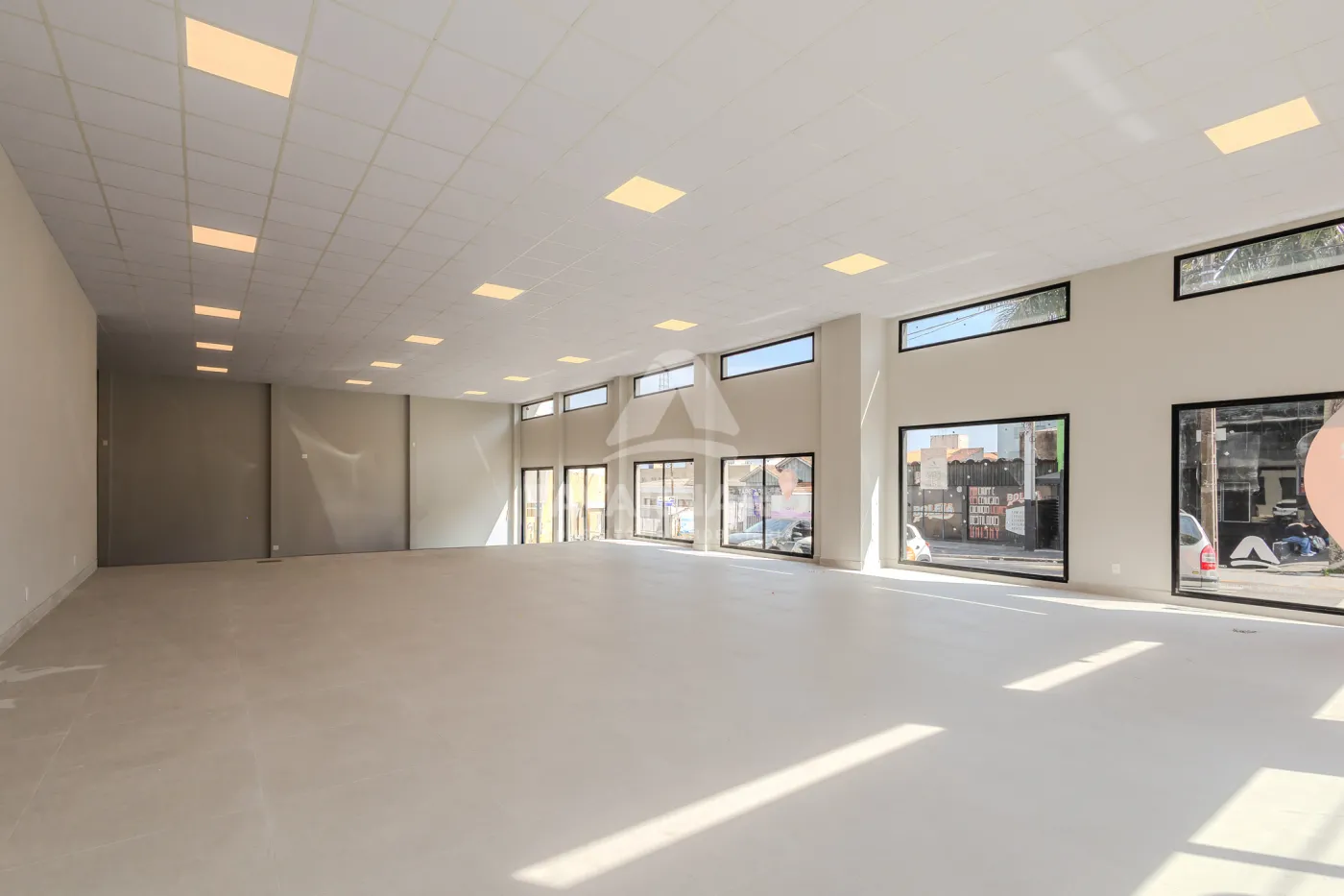 Alugar Comercial / Loja em Ponta Grossa R$ 29.900,00 - Foto 5