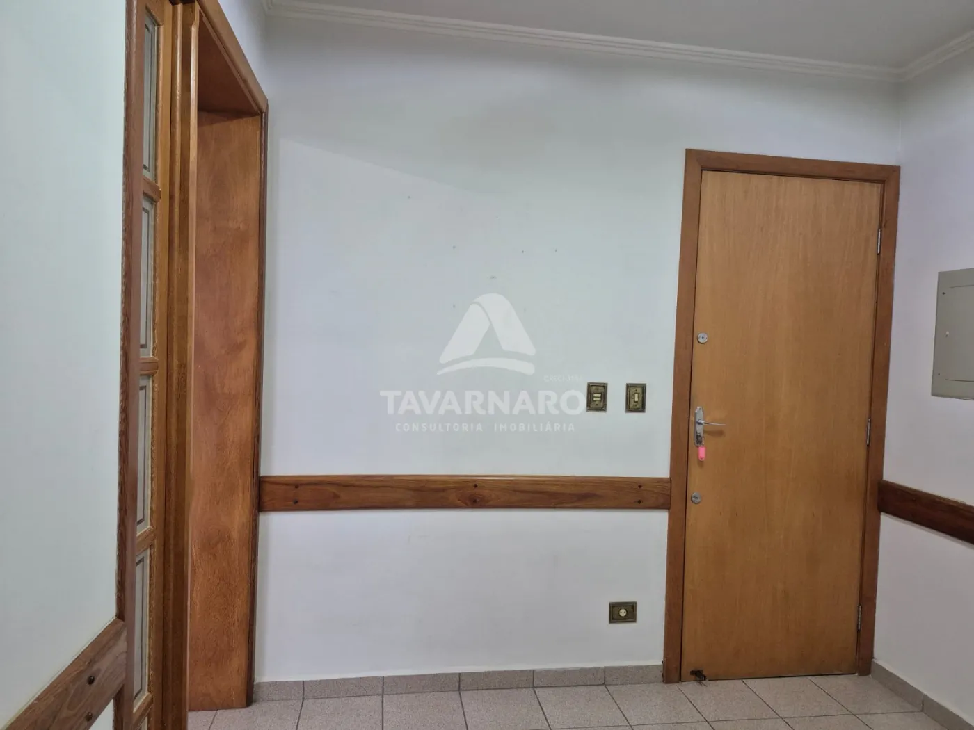 Alugar Comercial / Sala Condomínio em Ponta Grossa R$ 1.800,00 - Foto 19