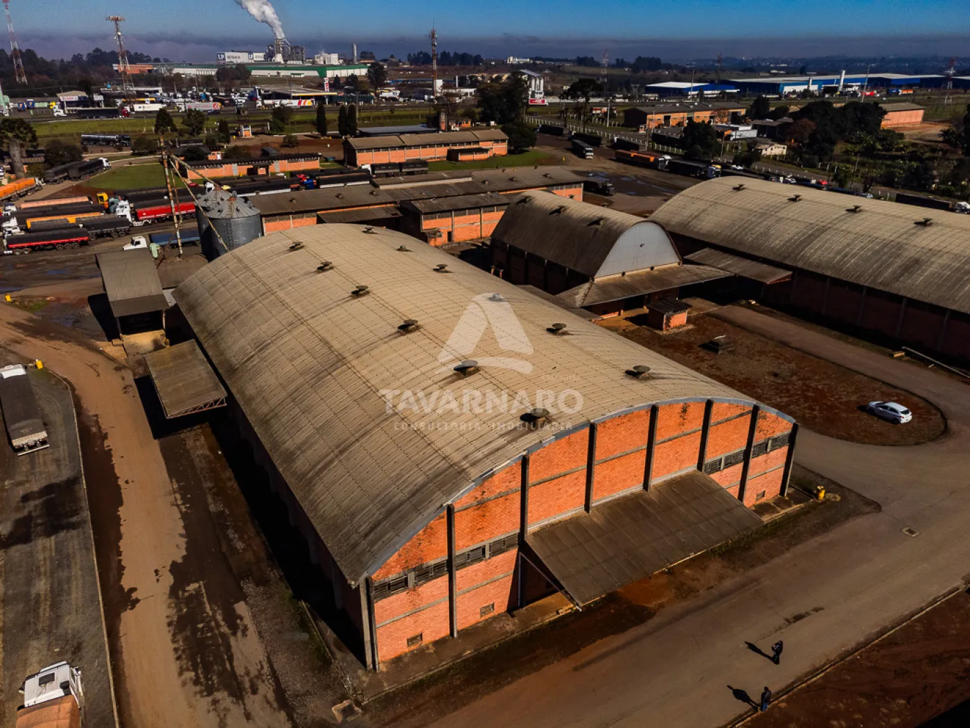 Comprar Comercial / Barracão em Ponta Grossa - Foto 9