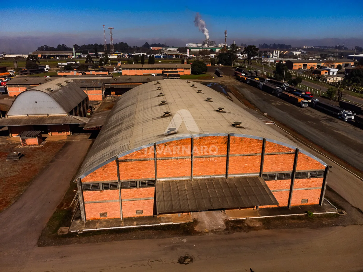 Comprar Comercial / Barracão em Ponta Grossa - Foto 14