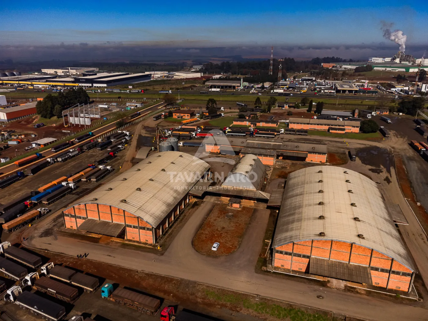 Comprar Comercial / Barracão em Ponta Grossa - Foto 19