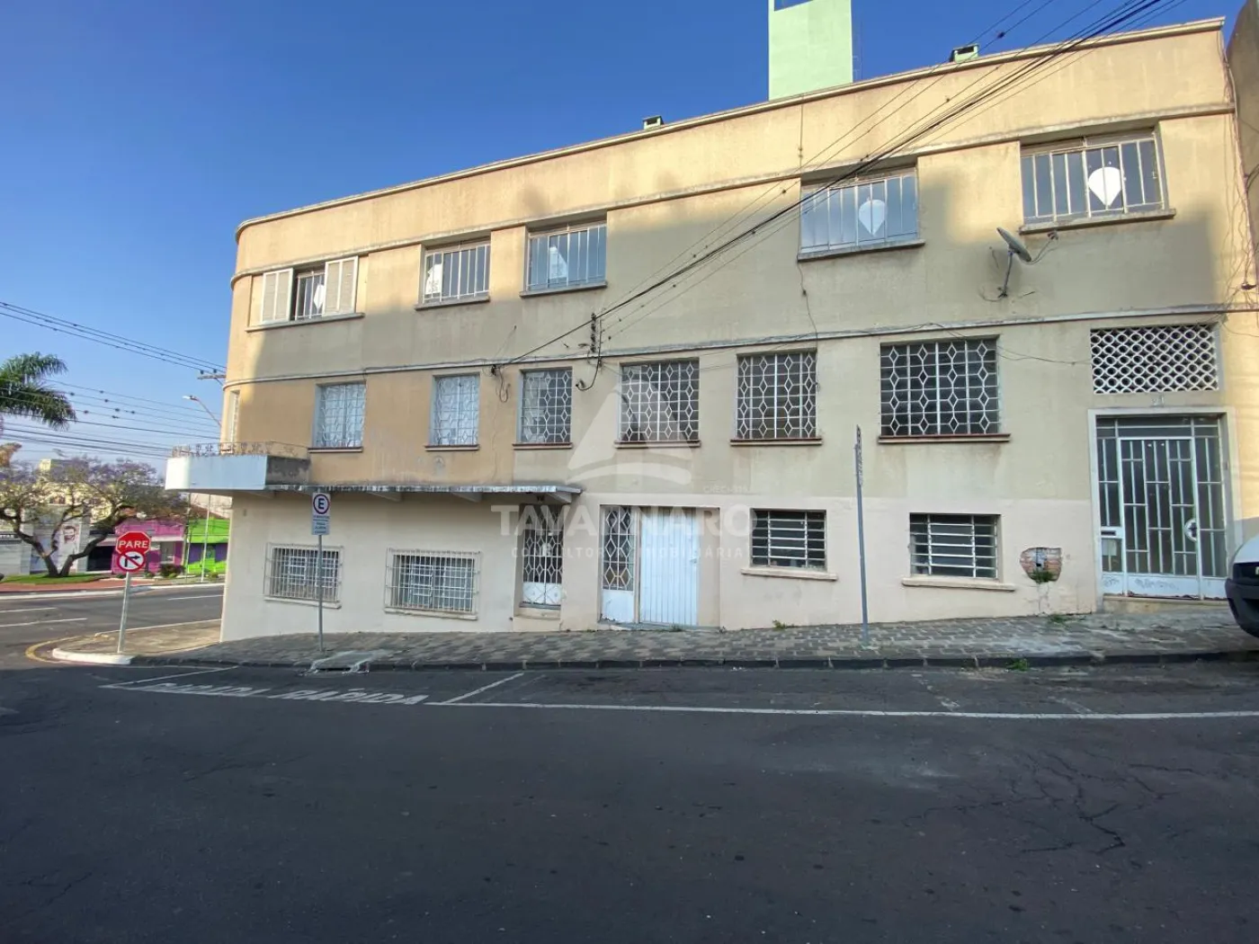 Alugar Apartamento / Padrão em Ponta Grossa R$ 700,00 - Foto 1