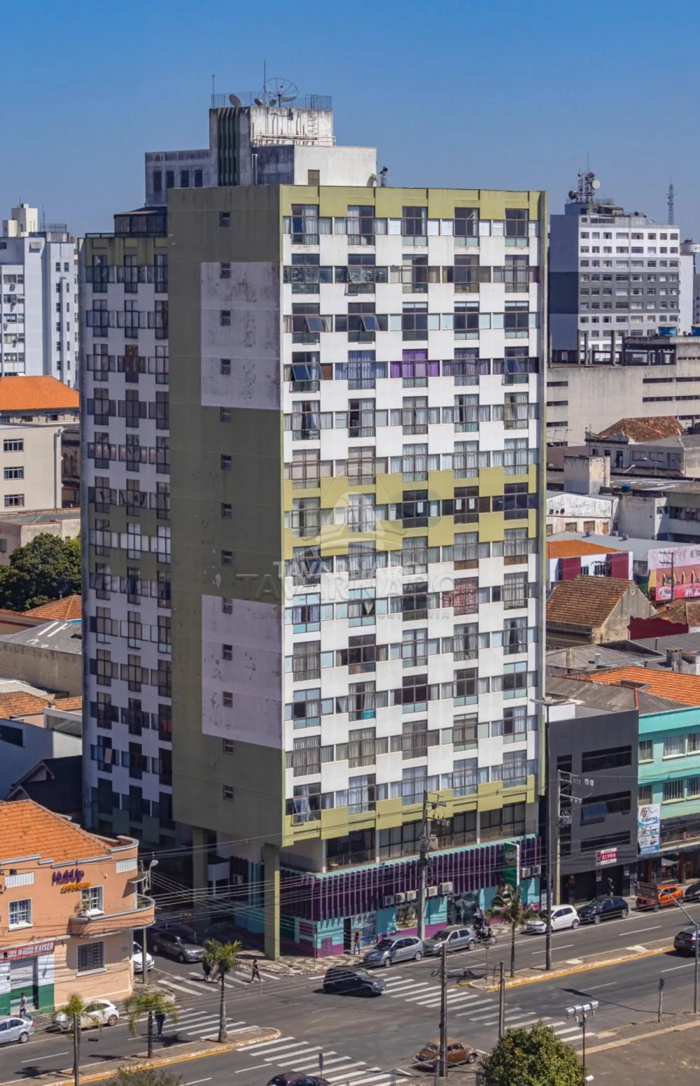 Apartamento para alugar com 3 quartos, 101m² - Foto 1