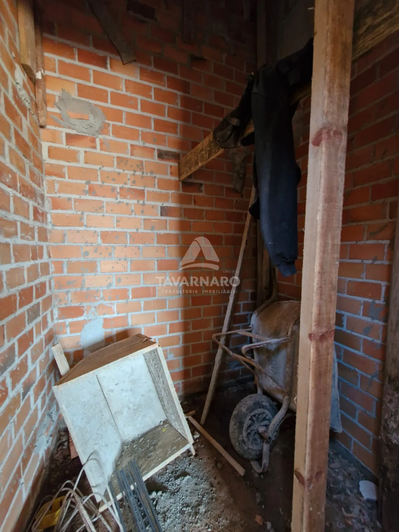 Alugar Comercial / Loja em Ponta Grossa R$ 2.900,00 - Foto 9