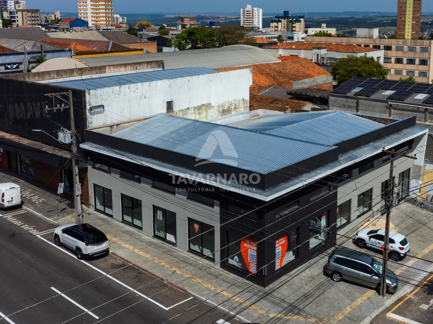 Alugar Comercial / Loja em Ponta Grossa R$ 8.000,00 - Foto 1