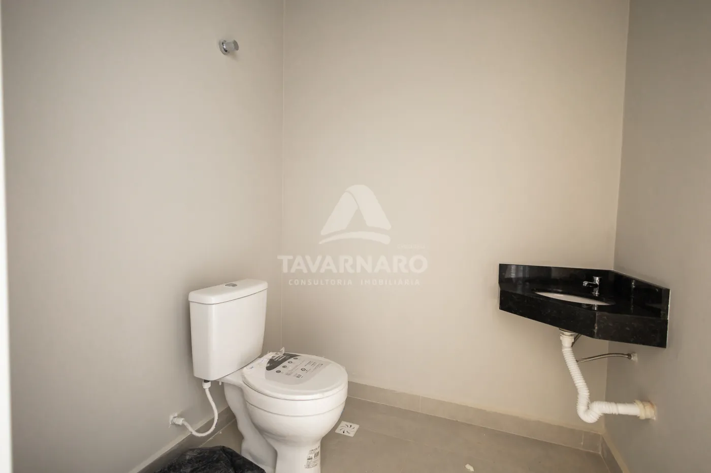 Alugar Comercial / Loja em Ponta Grossa R$ 8.000,00 - Foto 12