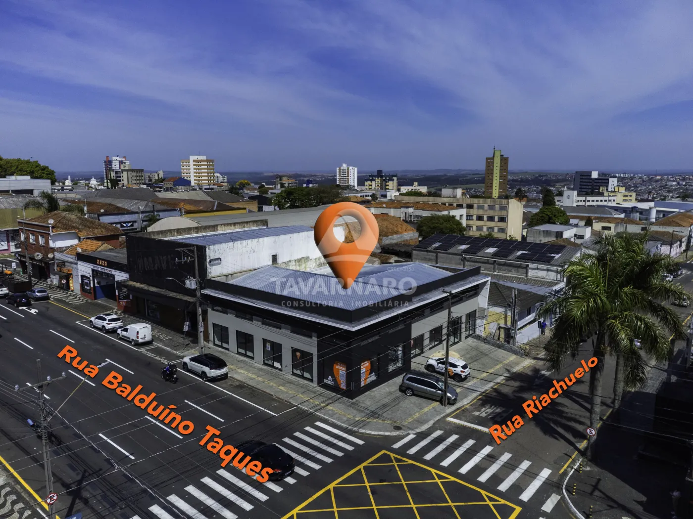 Alugar Comercial / Loja em Ponta Grossa R$ 23.000,00 - Foto 2