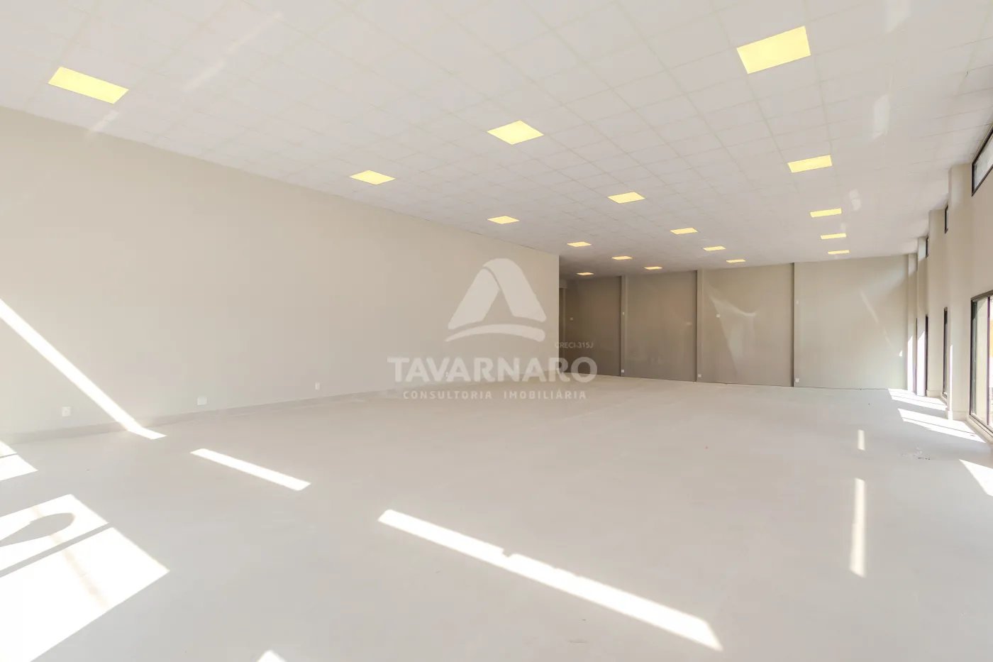 Alugar Comercial / Loja em Ponta Grossa R$ 23.000,00 - Foto 6