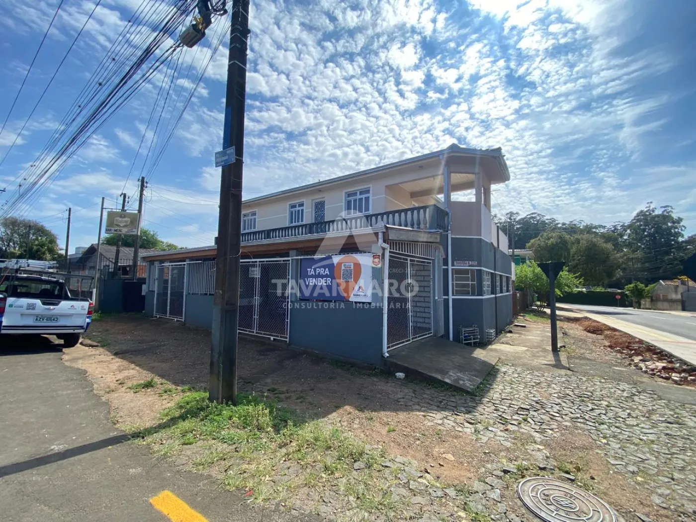 Comprar Casa / Padrão em Ponta Grossa R$ 695.000,00 - Foto 1