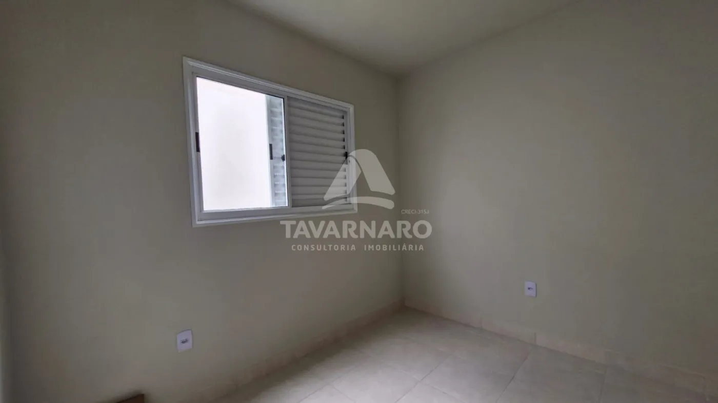 Alugar Casa / Padrão em Ponta Grossa R$ 900,00 - Foto 9