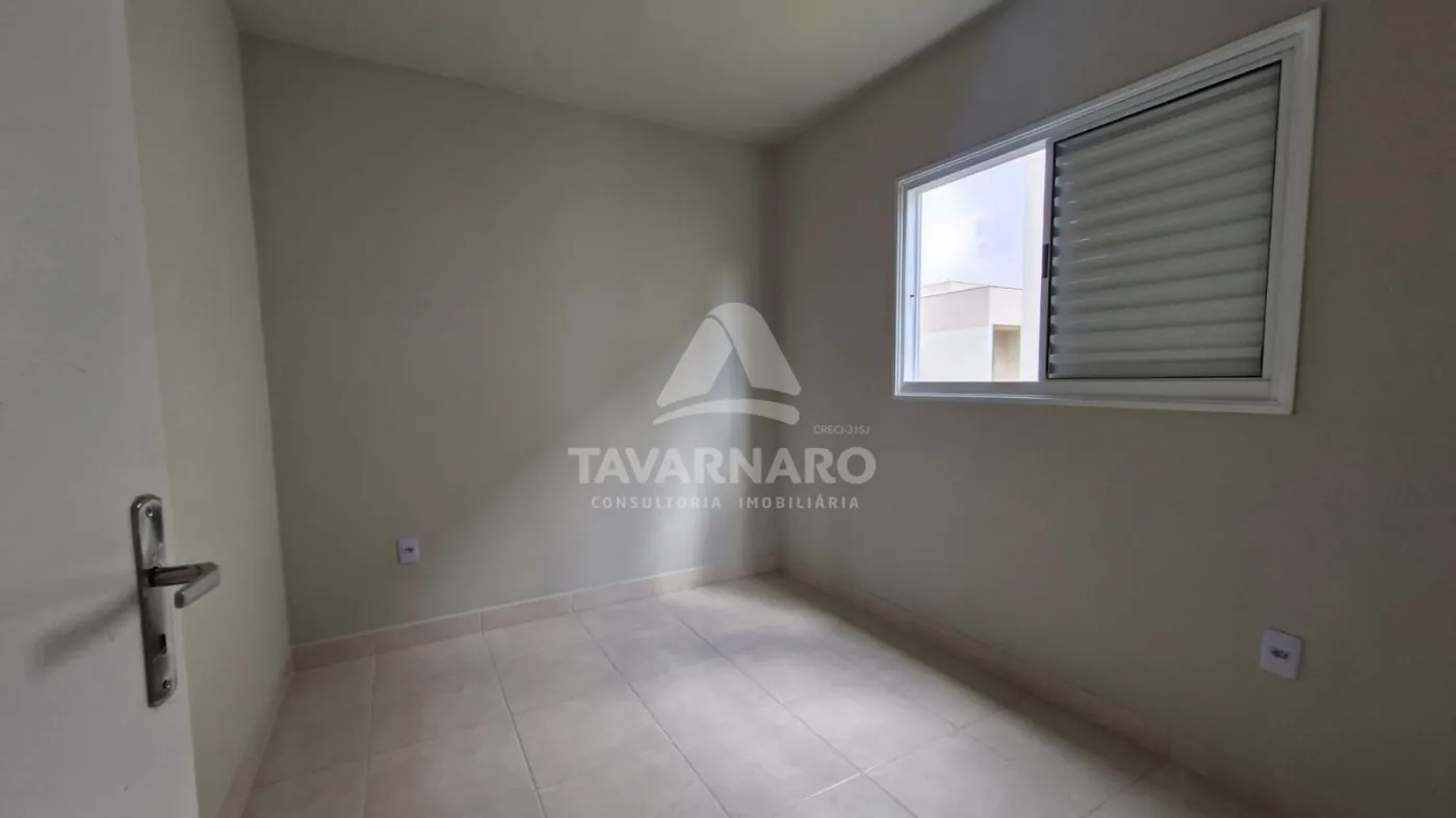 Alugar Casa / Padrão em Ponta Grossa R$ 900,00 - Foto 6