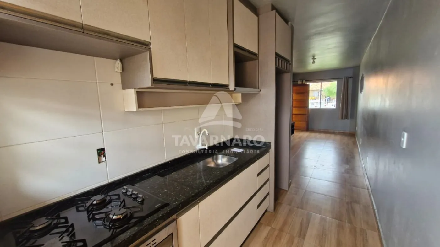 Alugar Casa / Padrão em Ponta Grossa R$ 1.200,00 - Foto 6