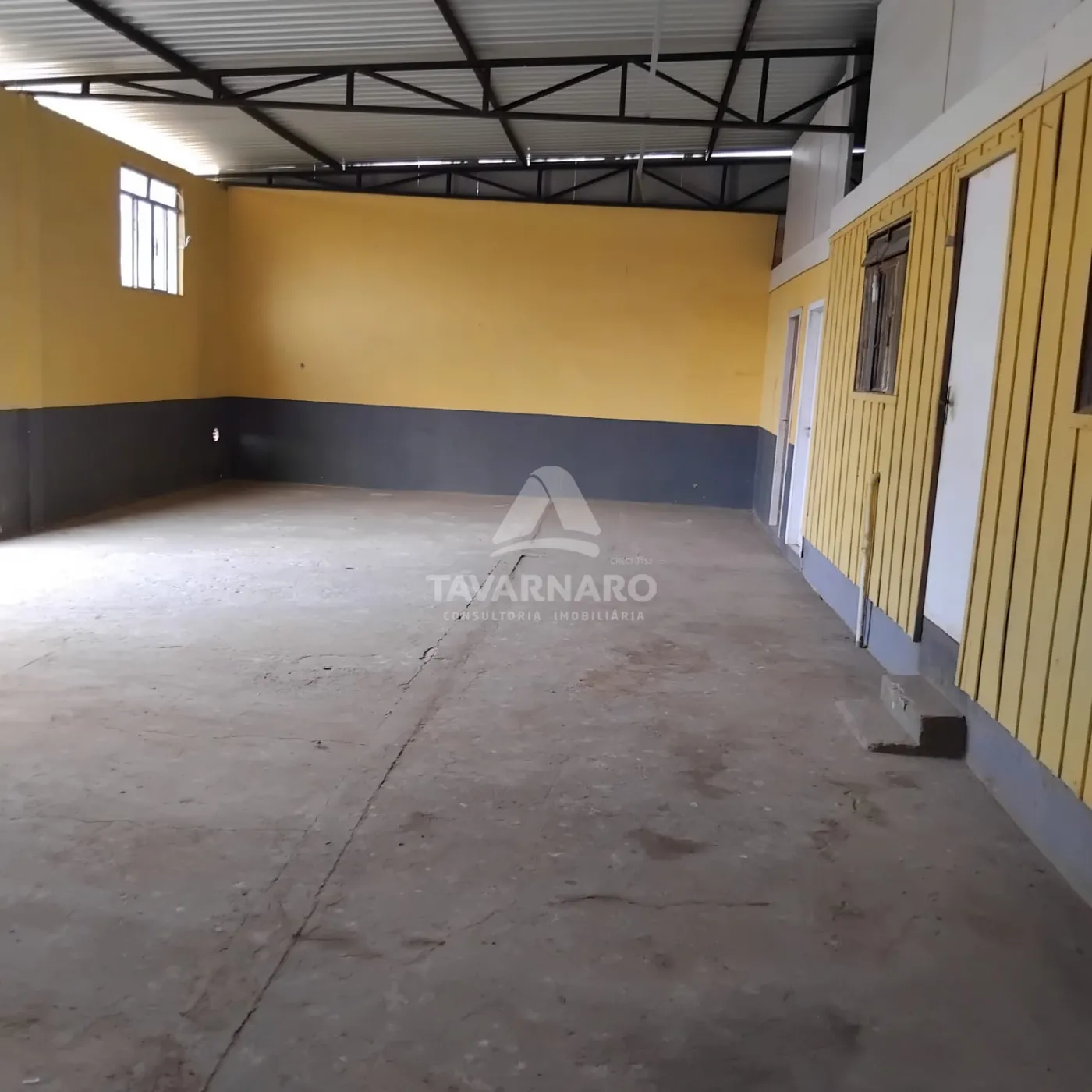 Alugar Comercial / Barracão em Ponta Grossa R$ 5.500,00 - Foto 6