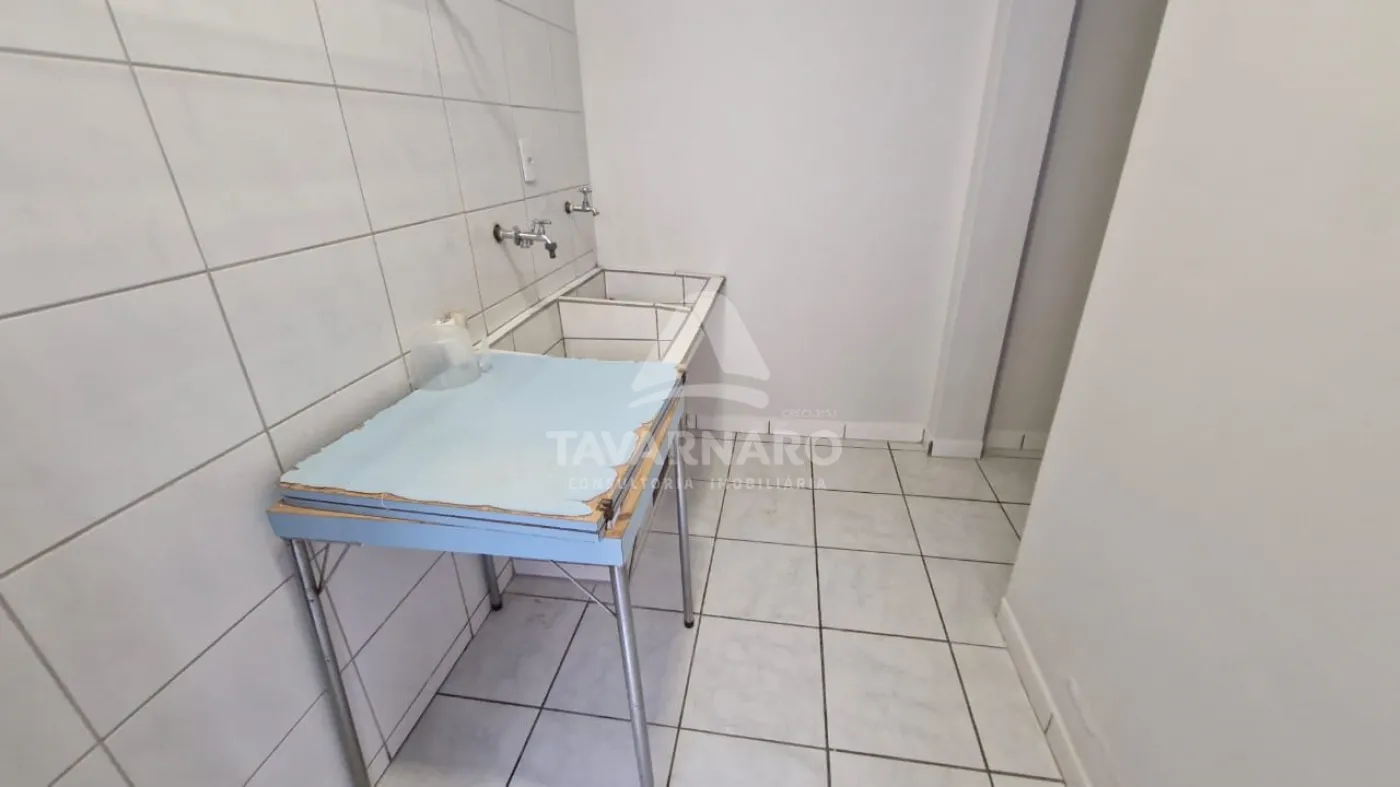 Alugar Comercial / Casa em Ponta Grossa R$ 3.600,00 - Foto 9