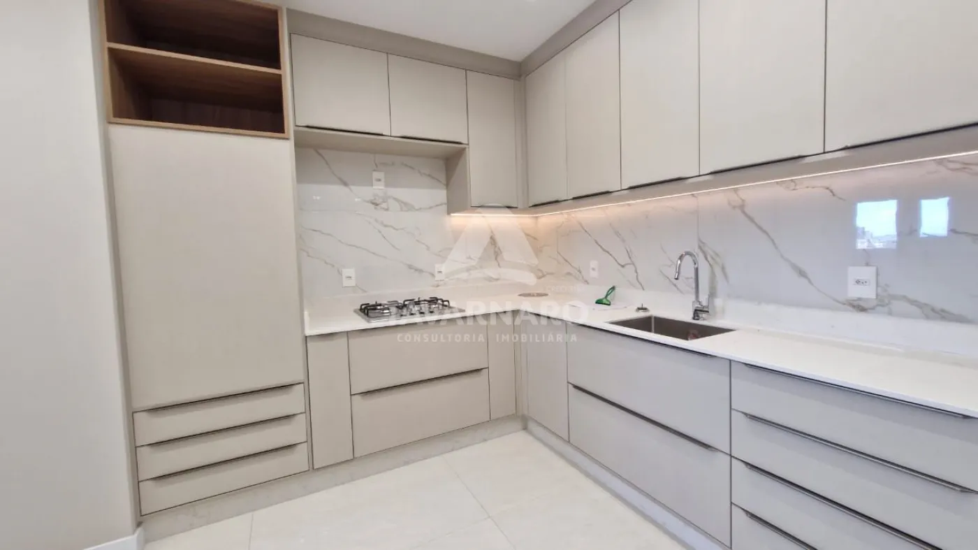 Alugar Apartamento / Padrão em Ponta Grossa R$ 6.500,00 - Foto 5