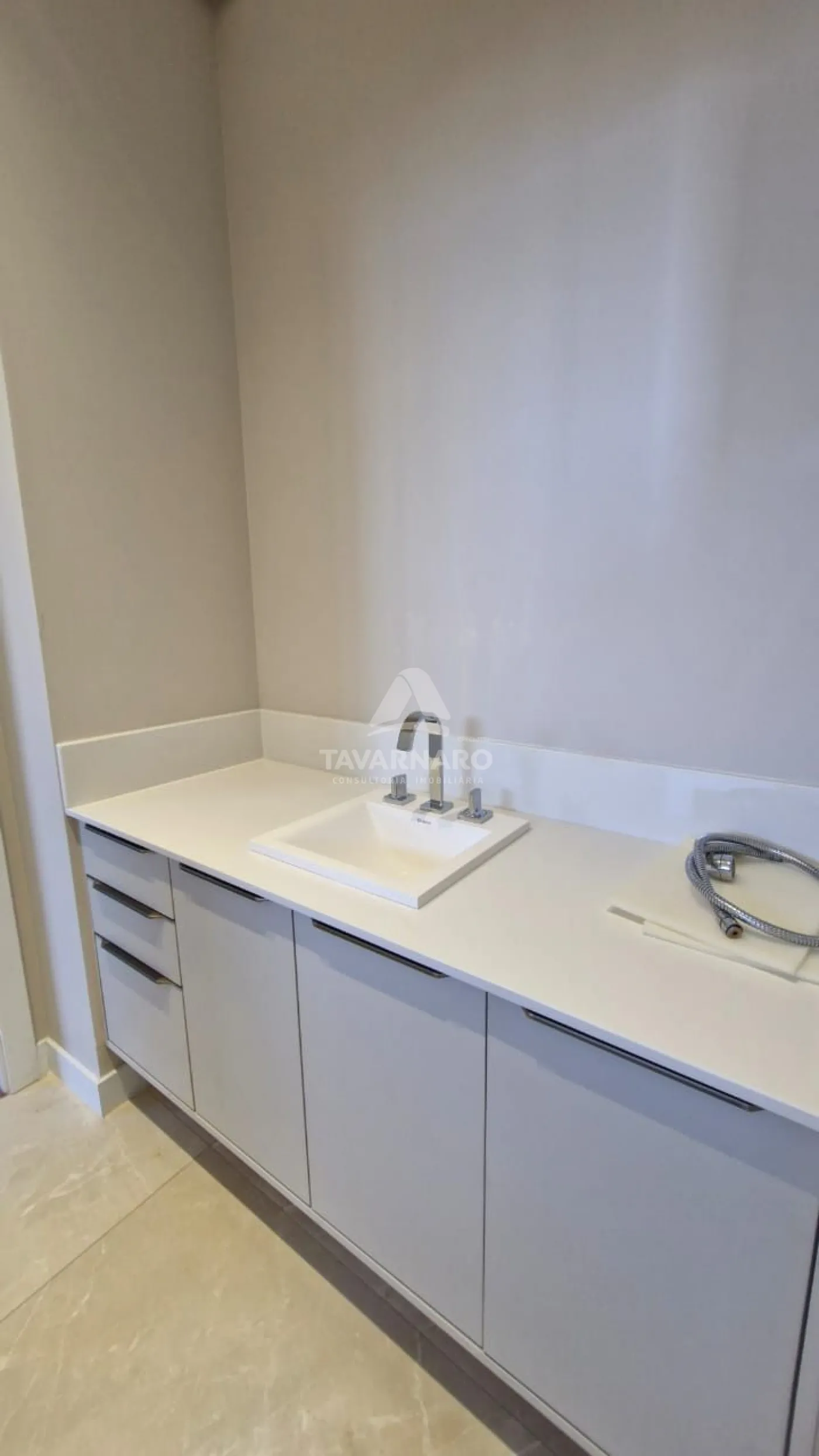 Alugar Apartamento / Padrão em Ponta Grossa R$ 6.500,00 - Foto 16
