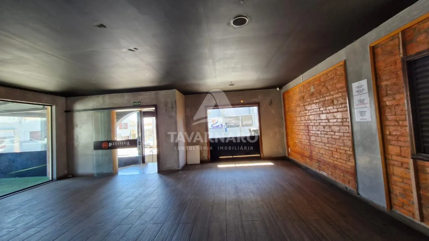 Alugar Comercial / Casa em Ponta Grossa R$ 7.000,00 - Foto 18