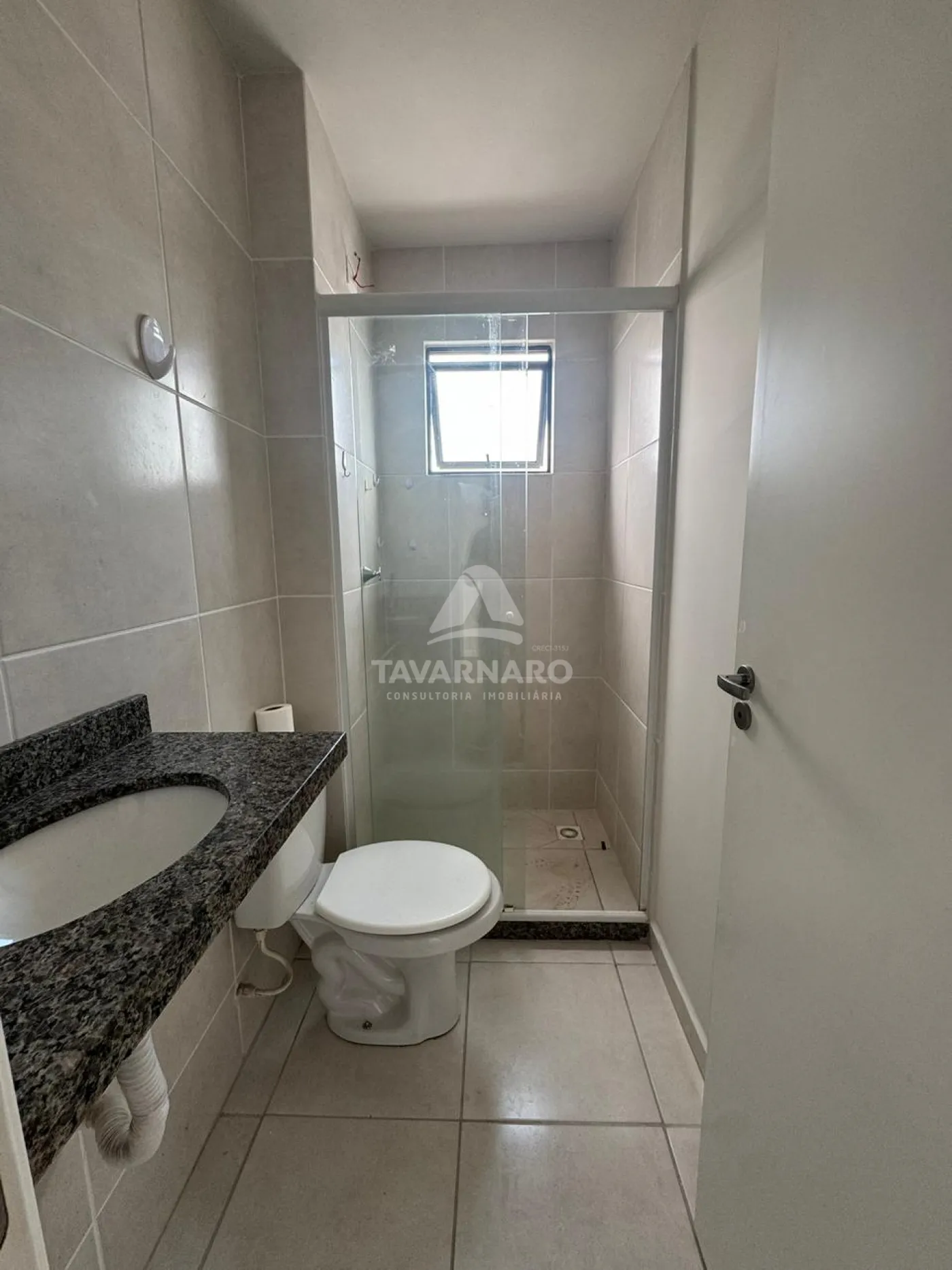 banheiro Comprar Apartamento / Padrão em Ponta Grossa R$ 220.000,00 - Foto 3