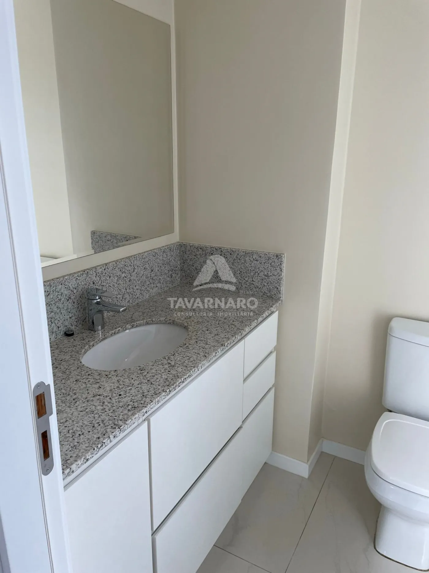 Comprar Apartamento / Padrão em Ponta Grossa R$ 880.000,00 - Foto 6