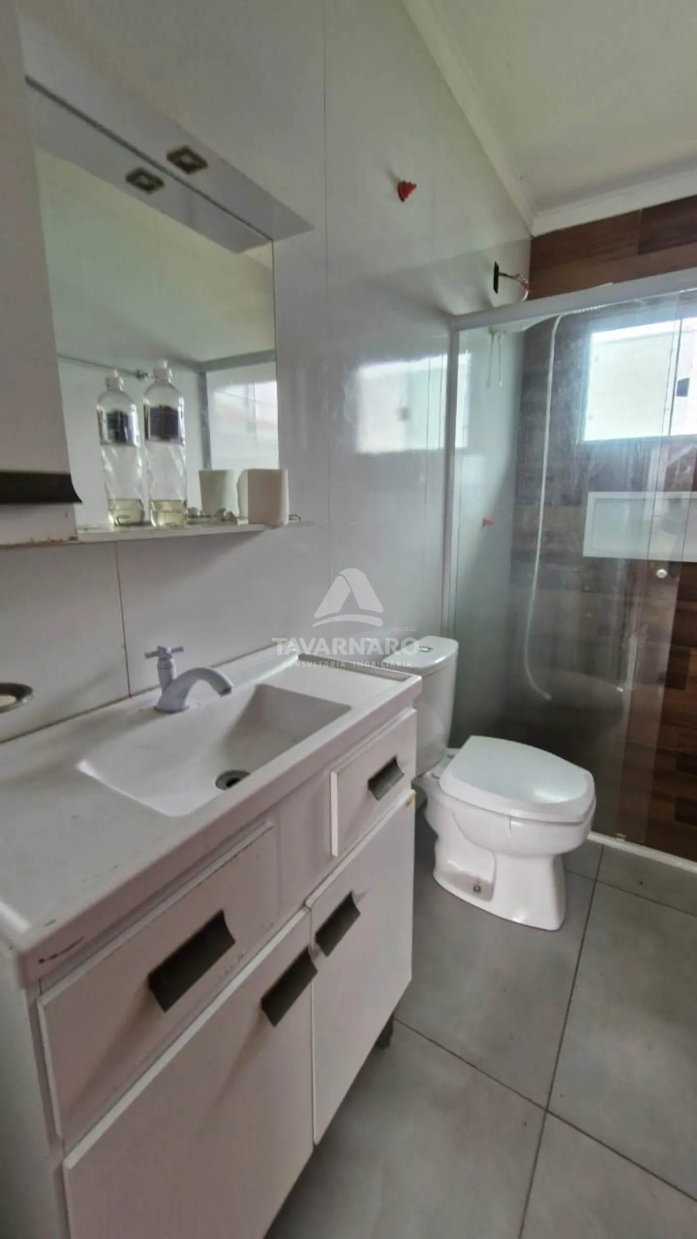 Alugar Casa / Padrão em Ponta Grossa R$ 1.600,00 - Foto 9