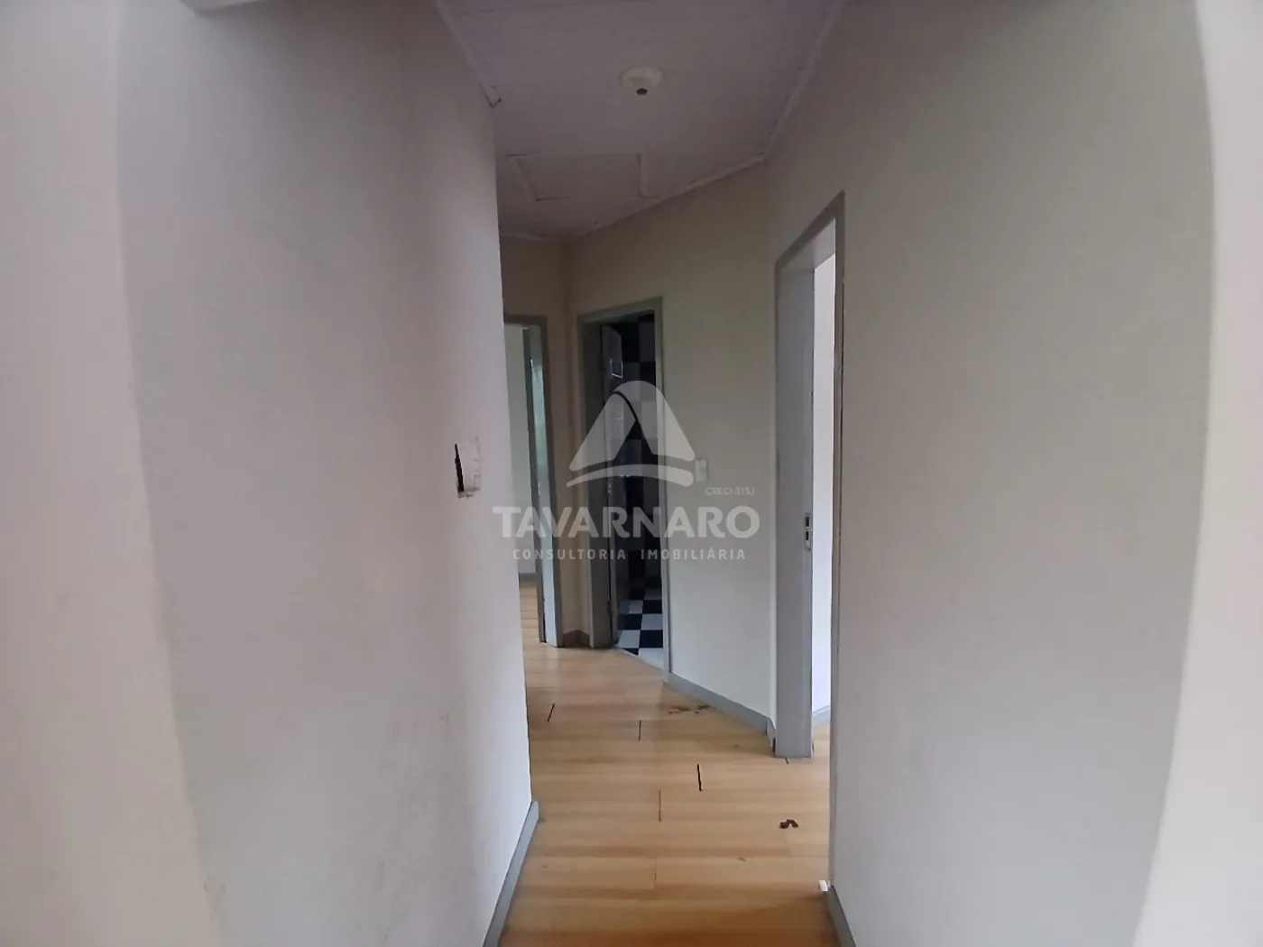 Alugar Casa / Padrão em Ponta Grossa R$ 1.500,00 - Foto 8