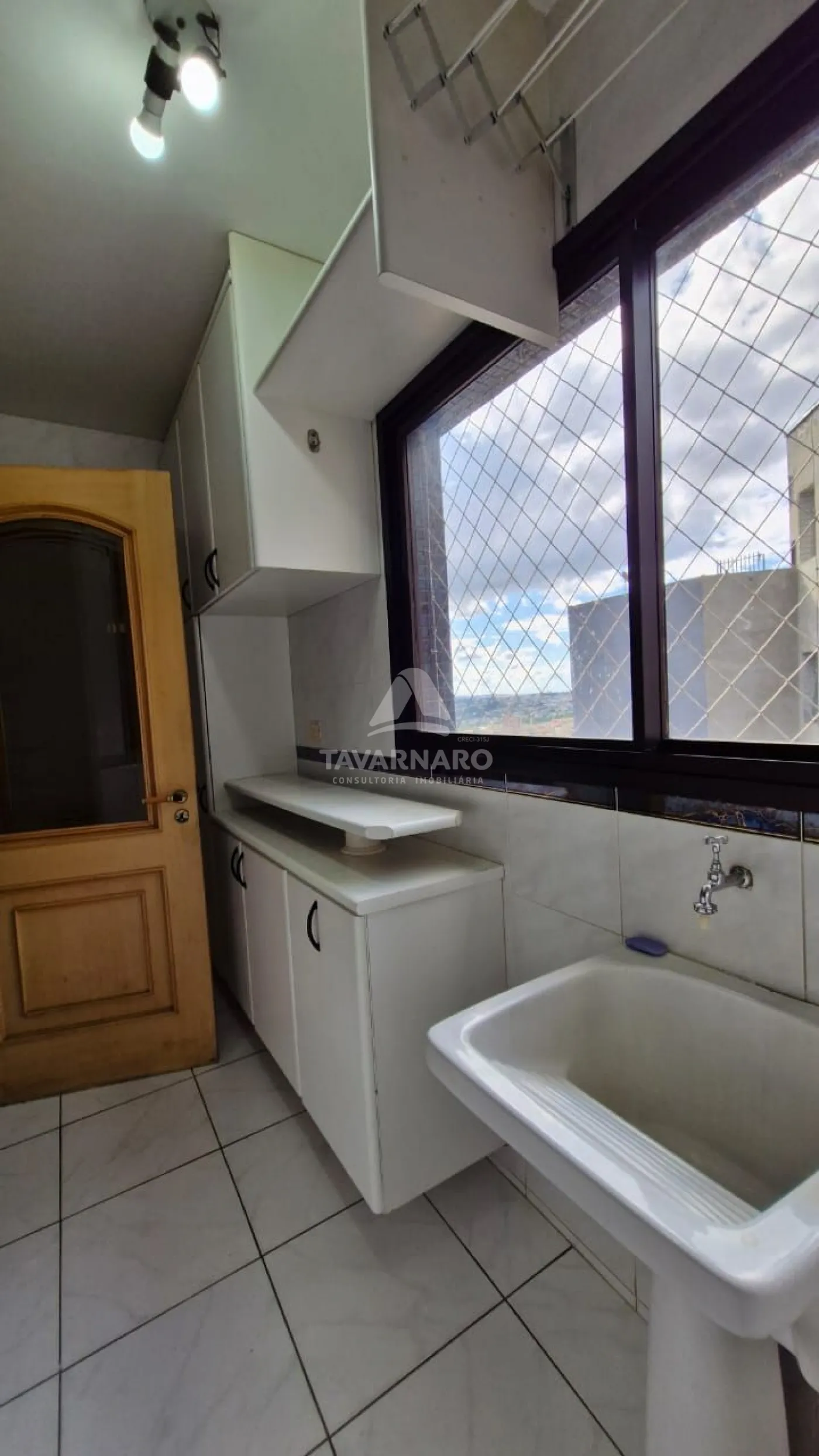 Alugar Apartamento / Padrão em Ponta Grossa R$ 2.500,00 - Foto 11