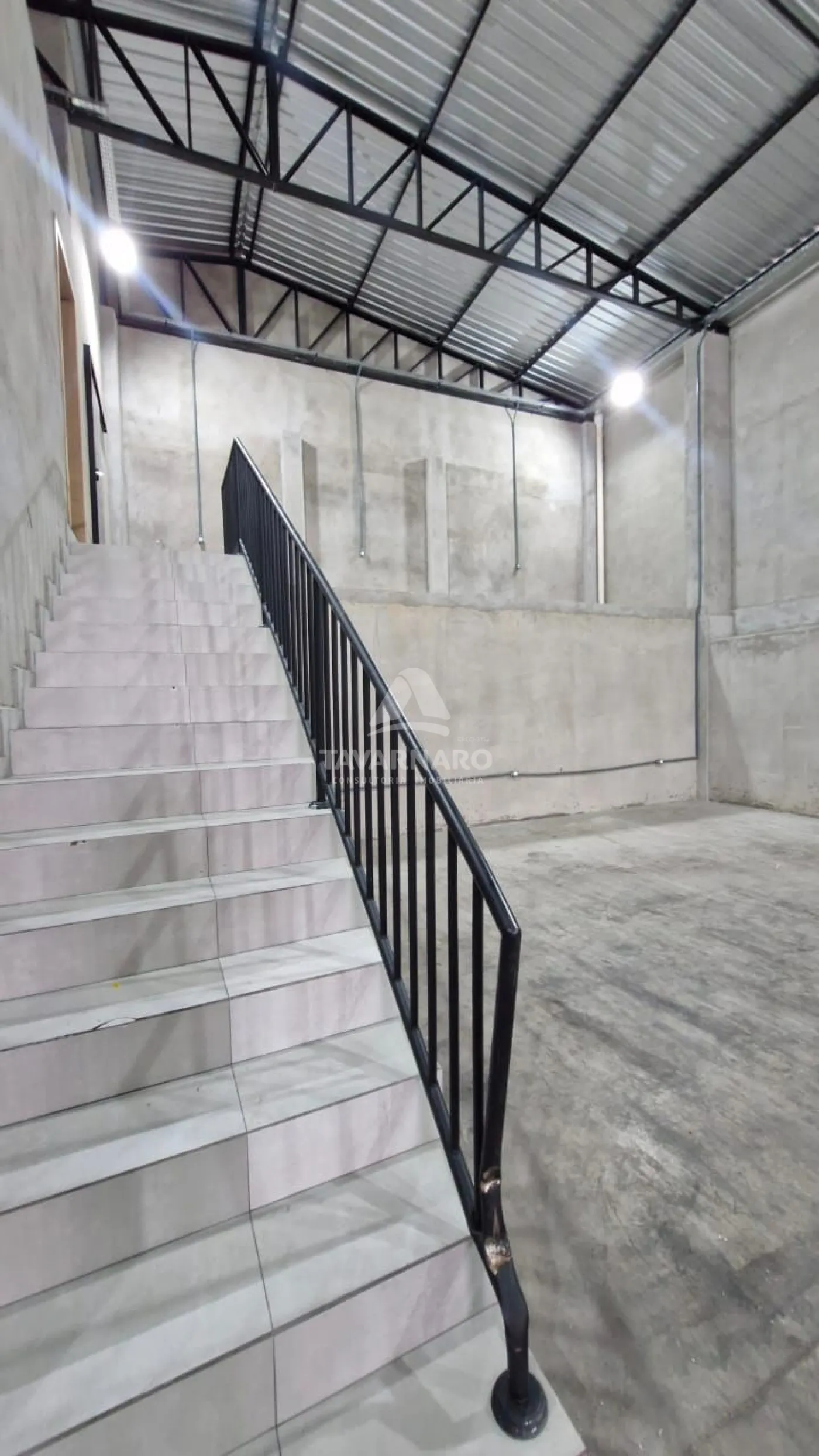 Alugar Comercial / Barracão em Ponta Grossa R$ 7.000,00 - Foto 6