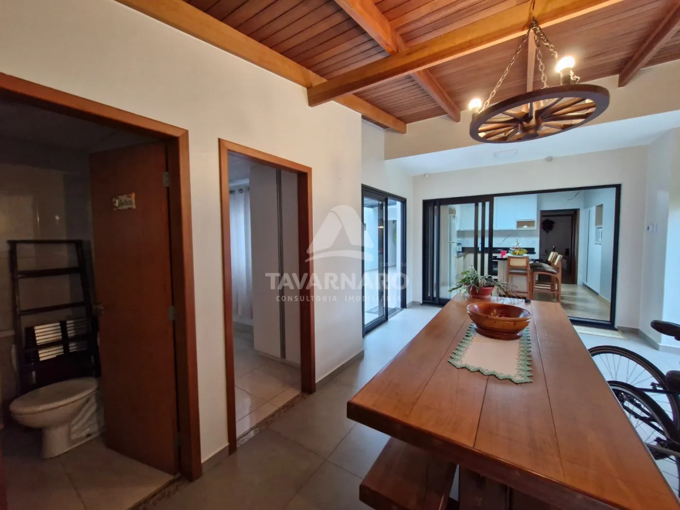 Alugar Casa / Padrão em Ponta Grossa R$ 4.200,00 - Foto 8