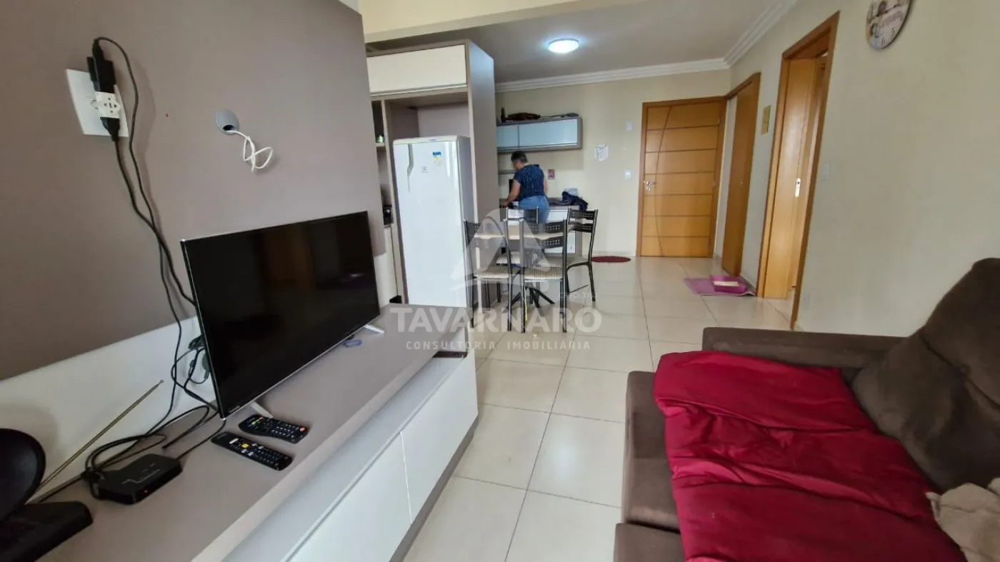 Alugar Apartamento / Padrão em Ponta Grossa R$ 1.600,00 - Foto 3