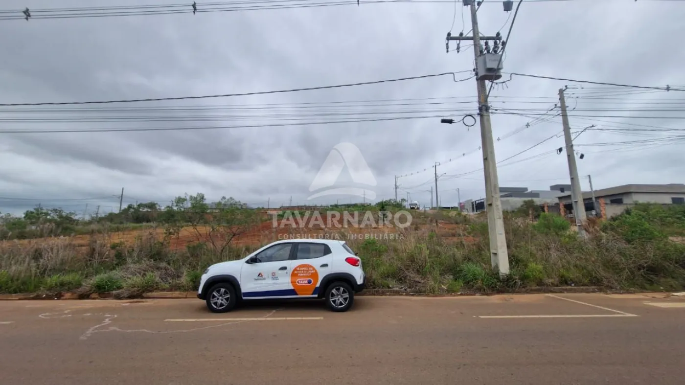 Comprar Terreno / Padrão em Ponta Grossa - Foto 1